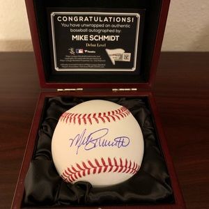 Mike Schmidt Signed Baseball (Phillies)